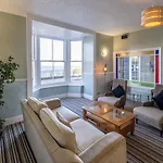 Royal Lion Hotel