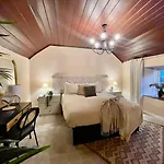 Style House By Flying Stays.