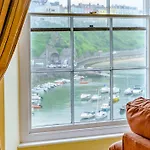 1 Bed In Tenby 83320