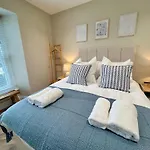 Number 8 Croft House Tenby