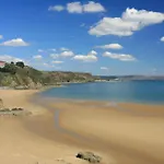 8 St Marys Court Tenby