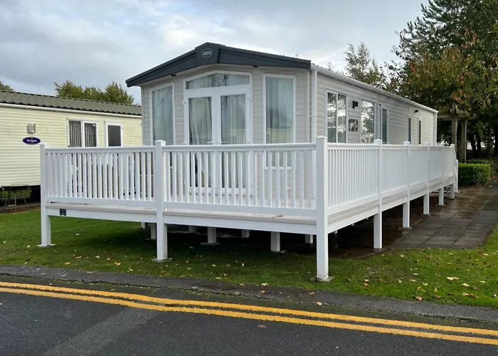 Ramsey 7 Caravan Kiln Park Tenby