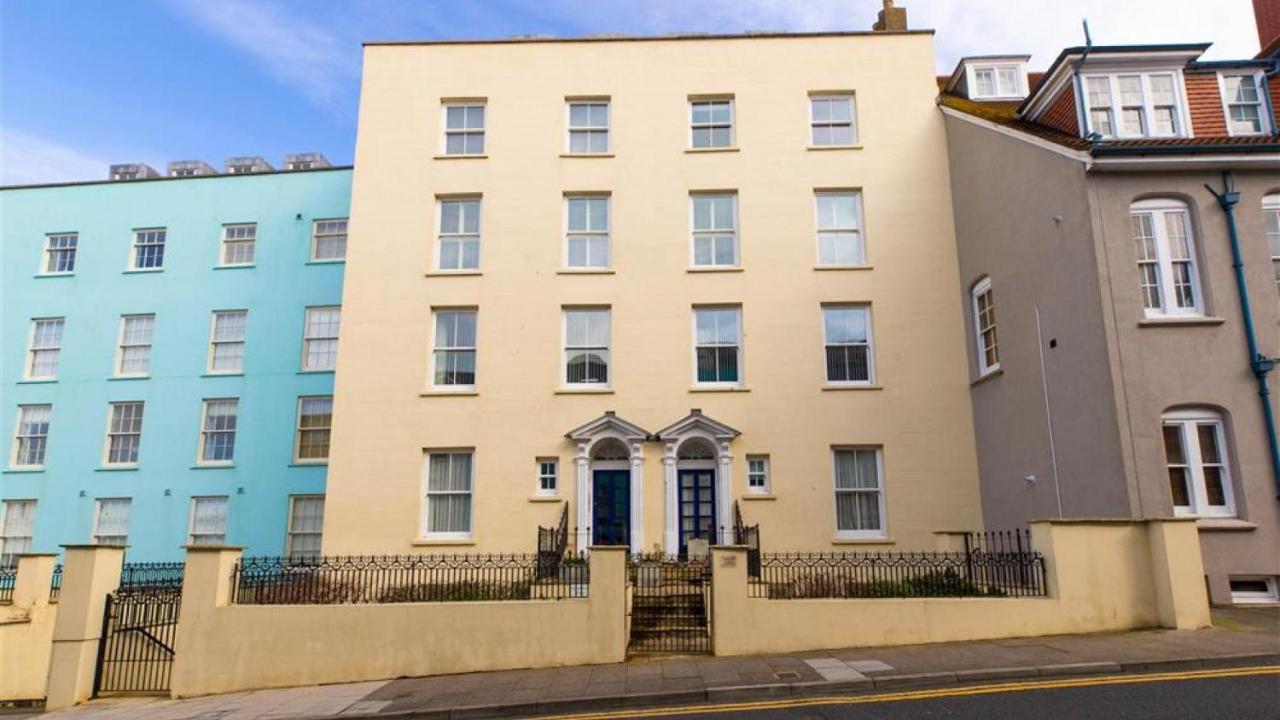 Glendower House 5 Tenby