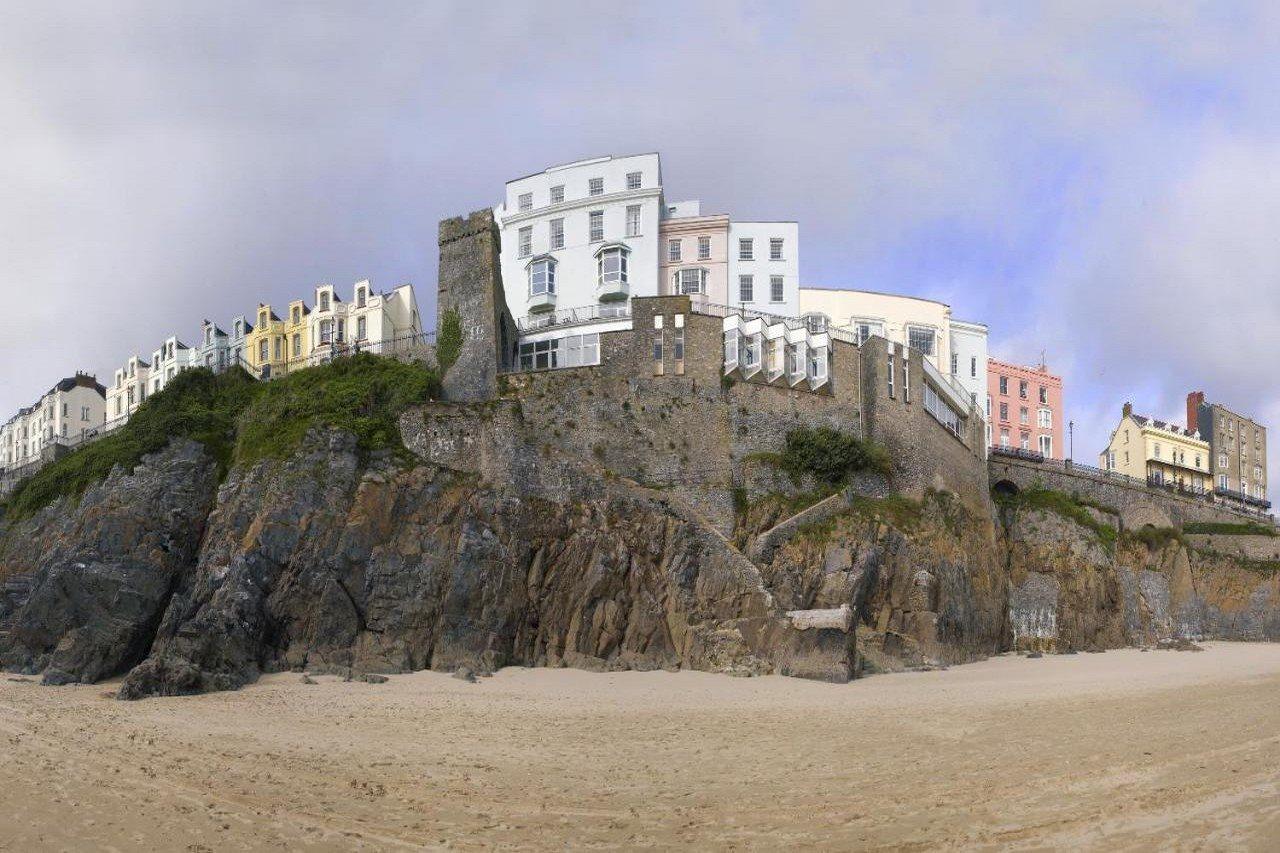 Imperial 3* Tenby