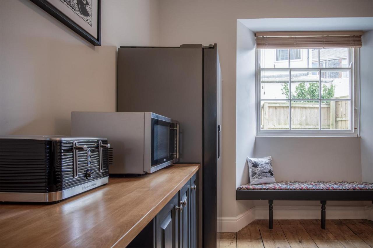 Holiday home Gwynne House - 6 Bedroom Luxurious - Harbour