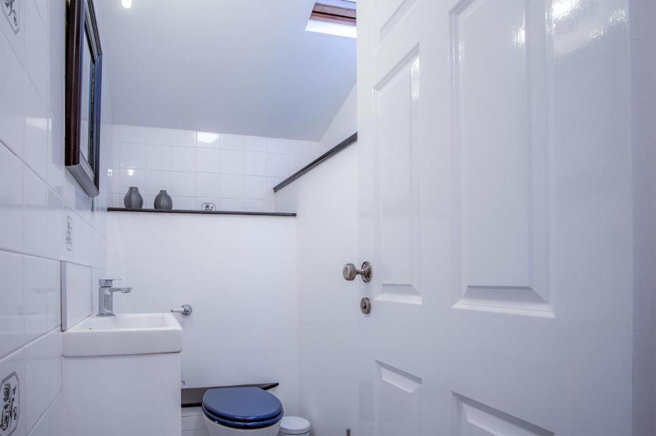 Gwynne House - 6 Bedroom Luxurious - Harbour Tenby