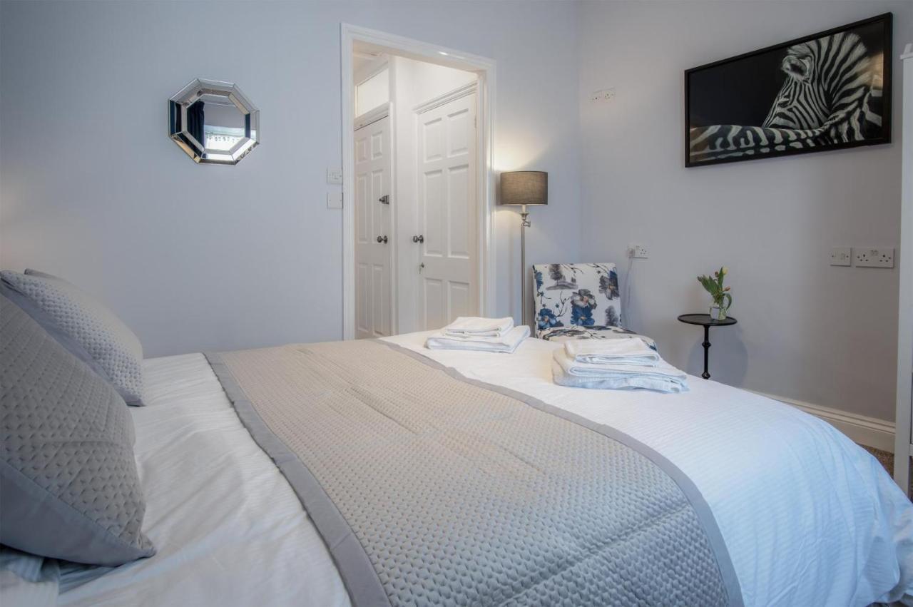 Holiday home Gwynne House - 6 Bedroom Luxurious - Harbour *