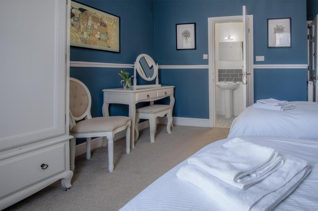 Holiday home Gwynne House - 6 Bedroom Luxurious - Harbour Tenby