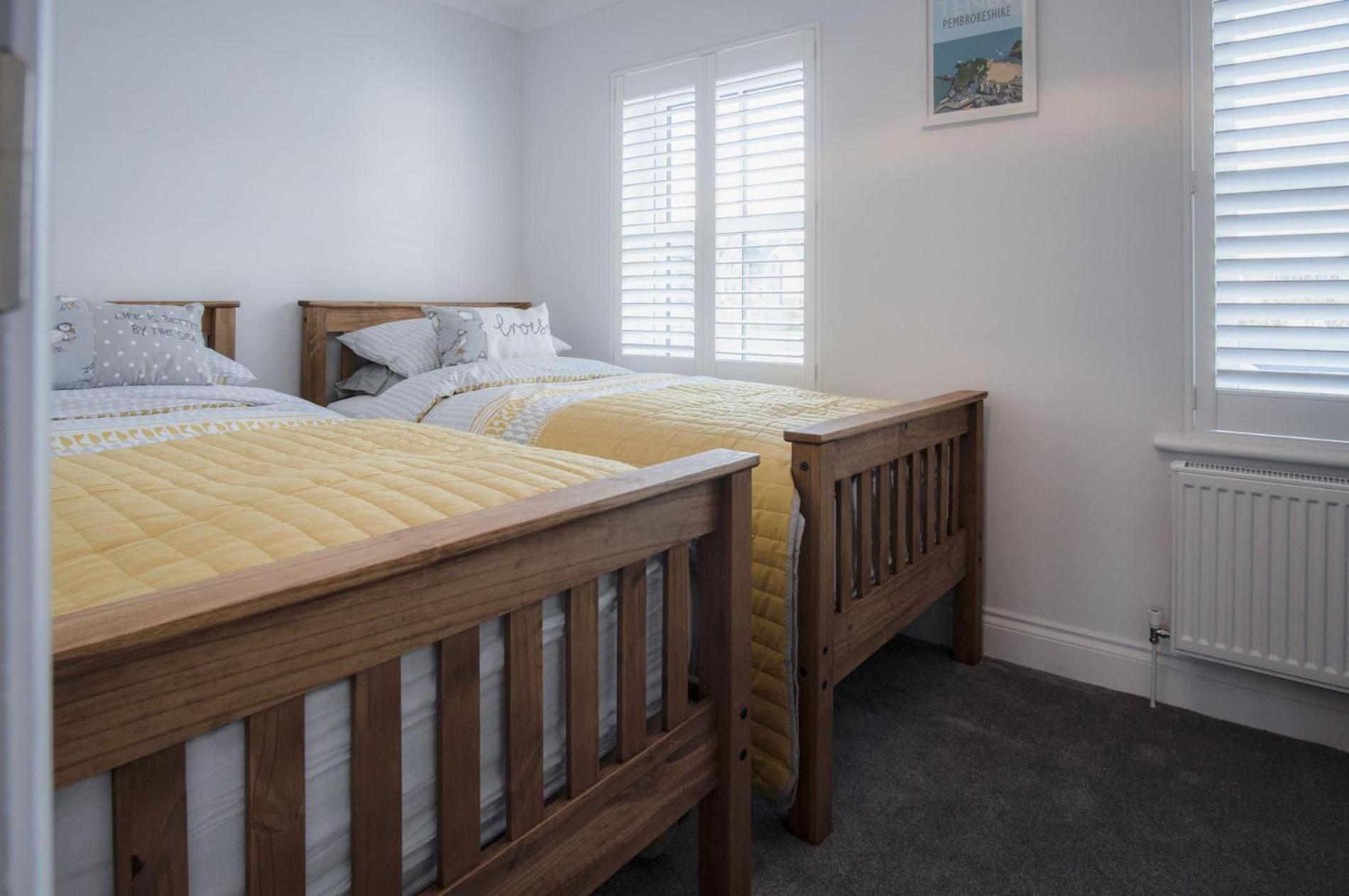 Ty Melyn - 2 Bedroom -