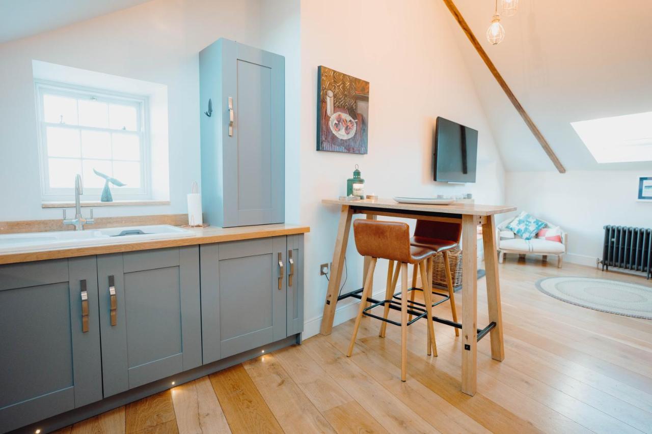 Beautiful 1 Bedroom Close To The Harbour Holiday home *