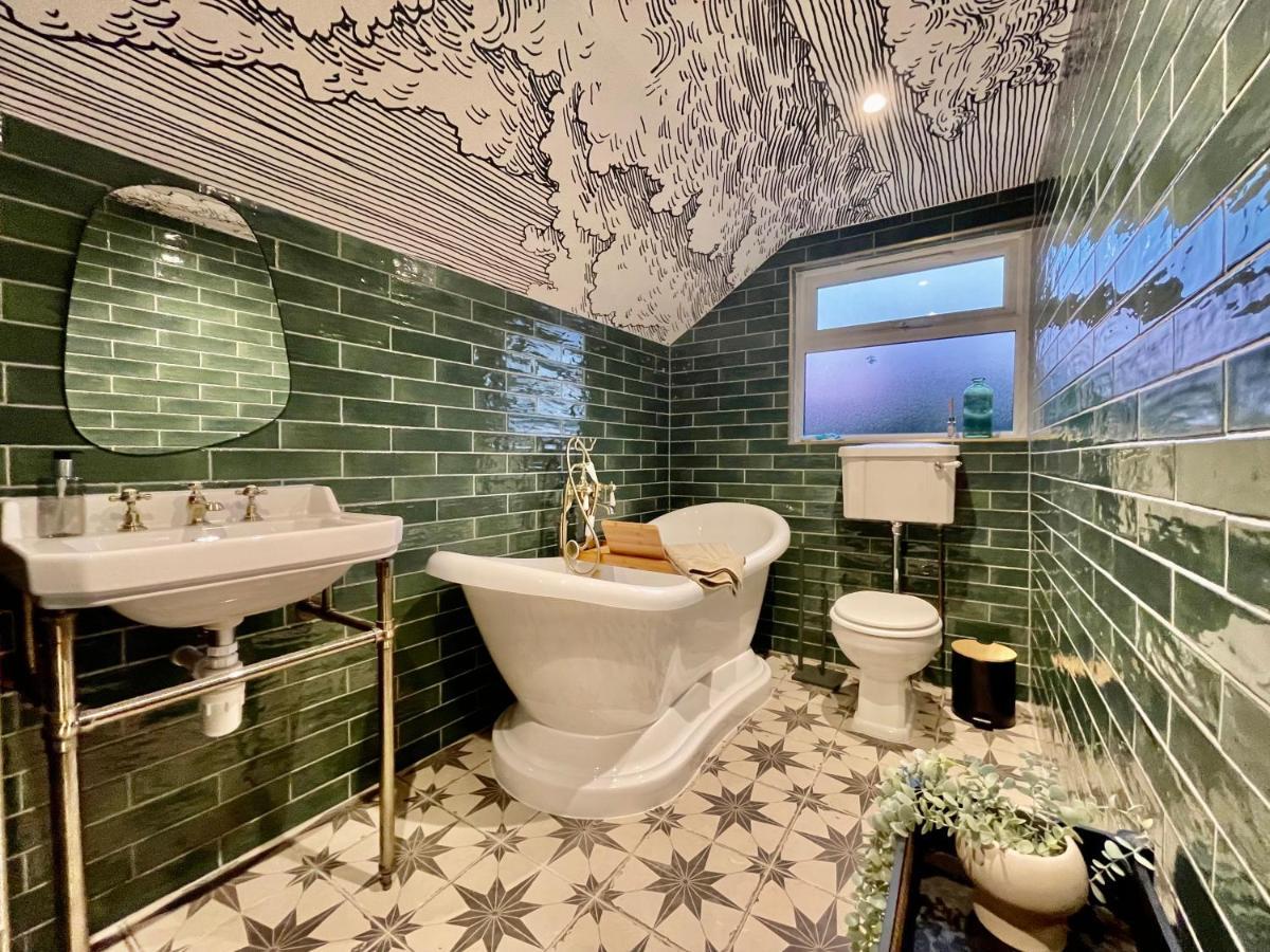 Style House By Flying Stays. * Tenby