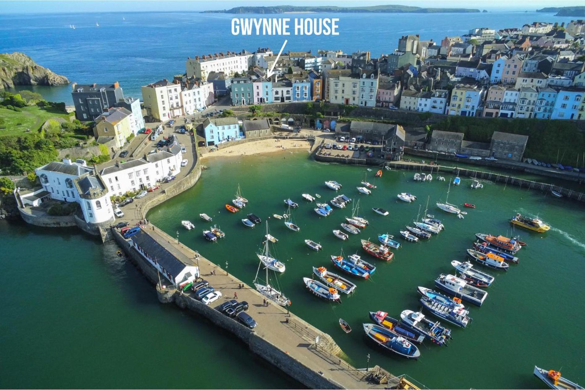 Gwynne House - 6 Bedroom Luxurious - Harbour * Tenby