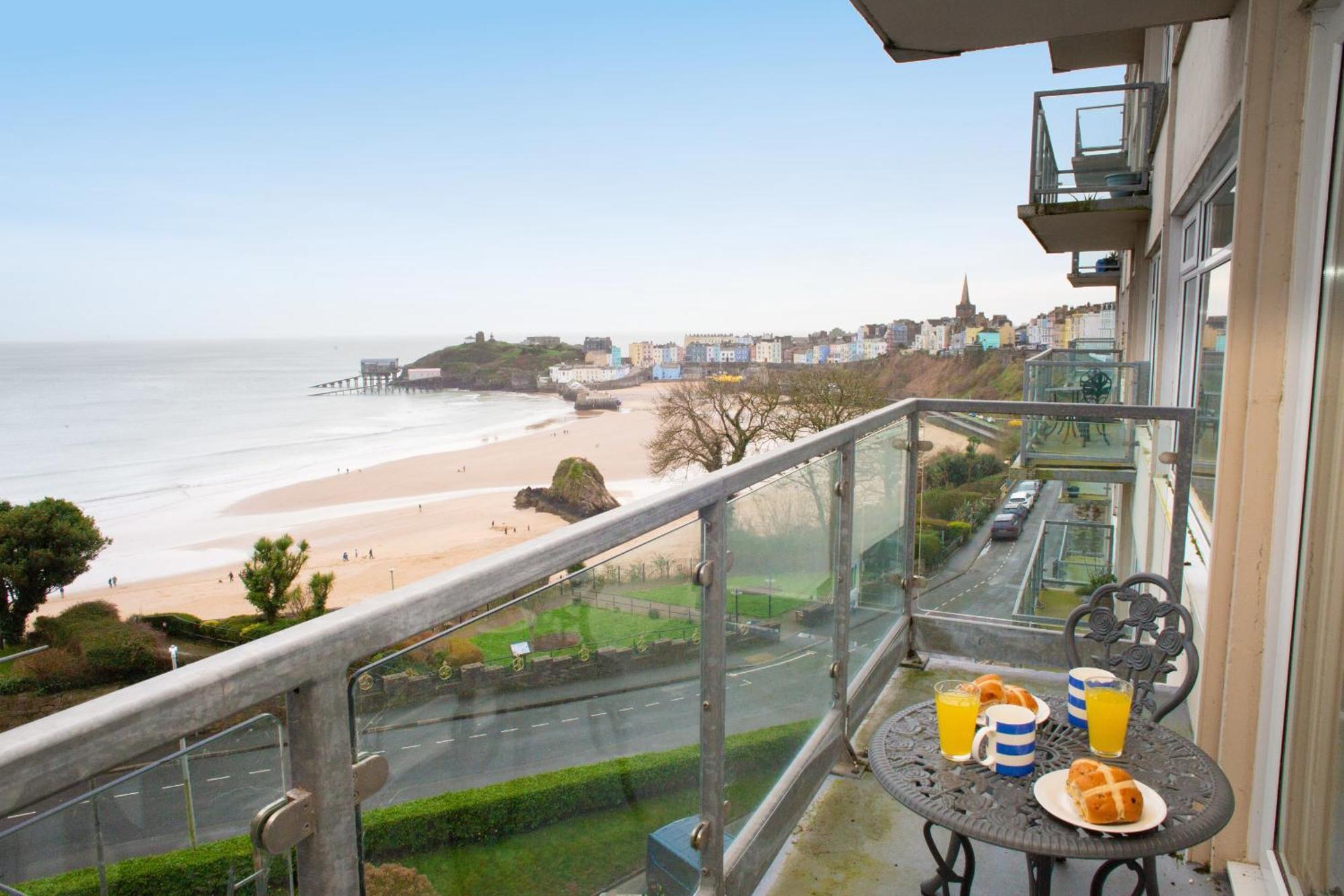 Puffins Nest Apartment Tenby