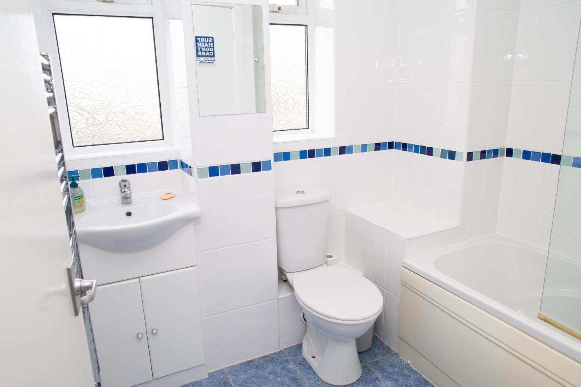 Puffins Nest Apartment Tenby