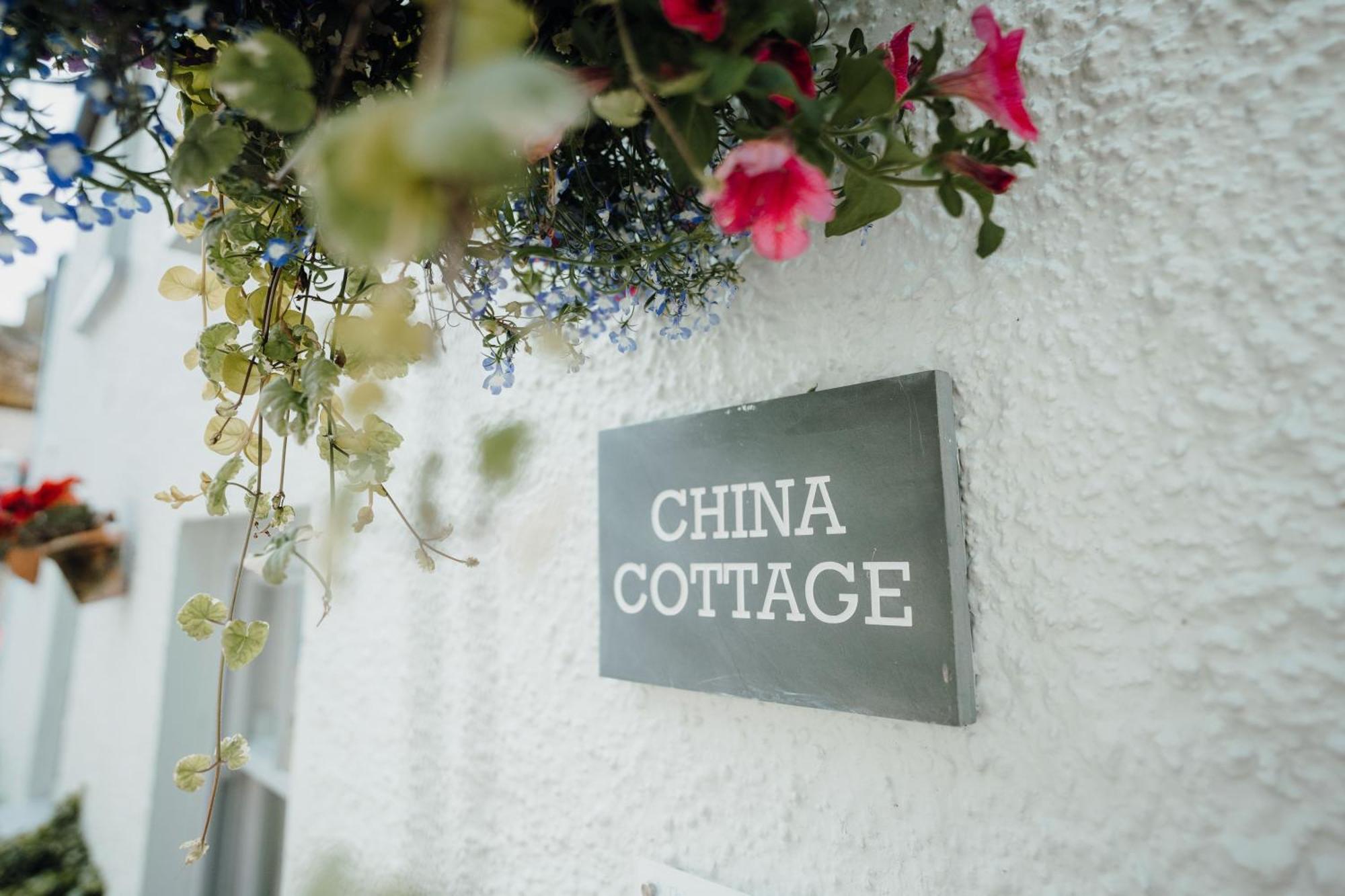 Holiday home Quaint Cosy With A Hot Tub In Centre Tenby