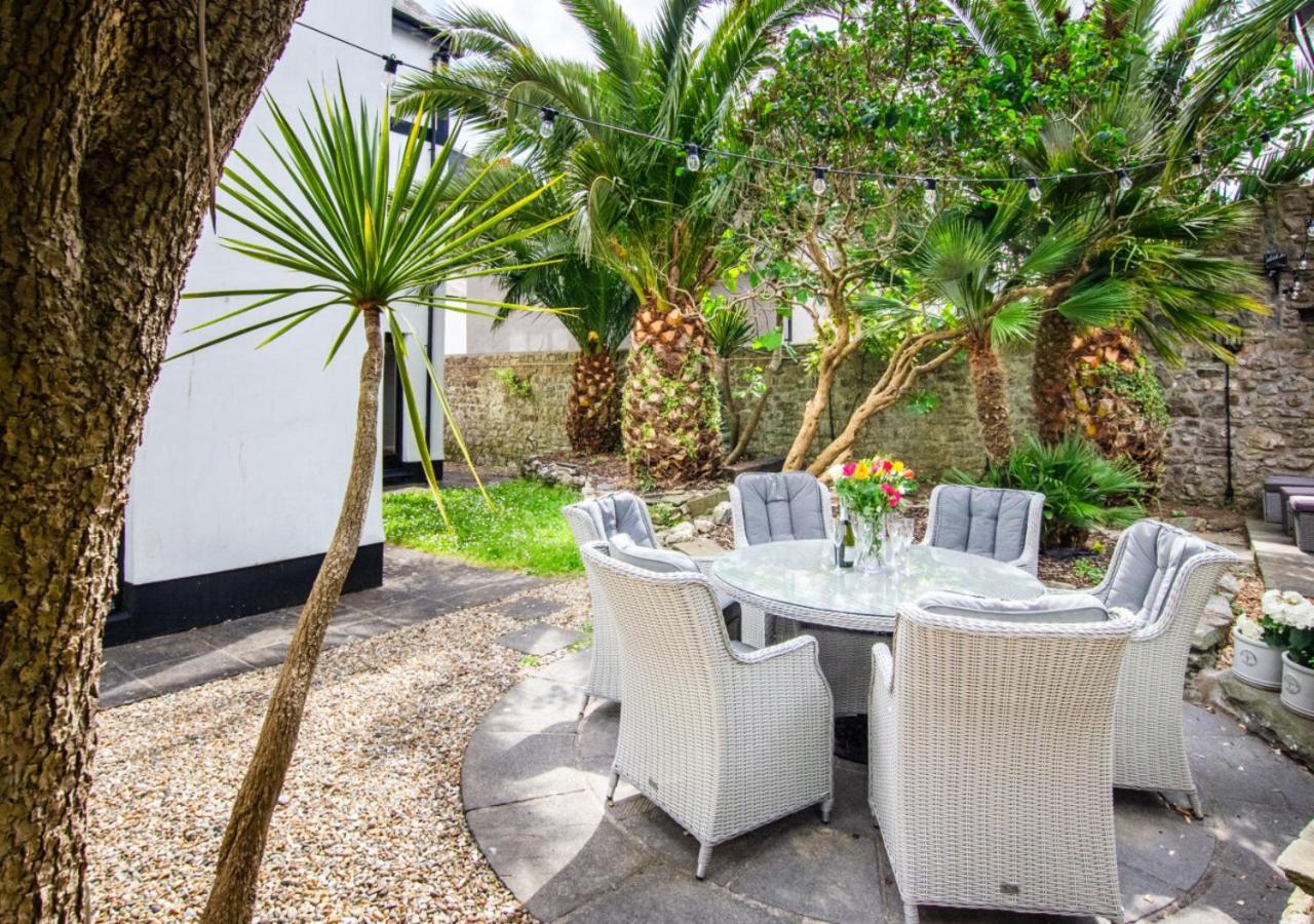 Wall Cottage Apartment Tenby