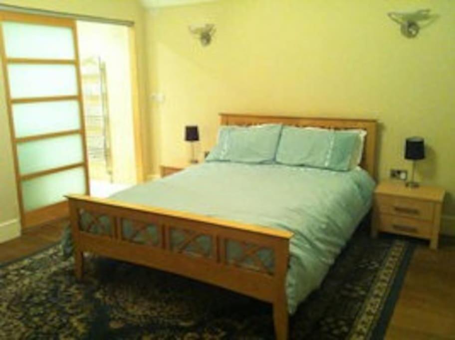 Huge Pet Friendly House Sleeps 14 * Tenby