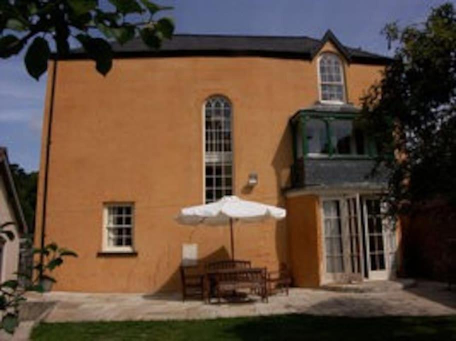 Holiday home Huge Pet Friendly House Sleeps 14 *