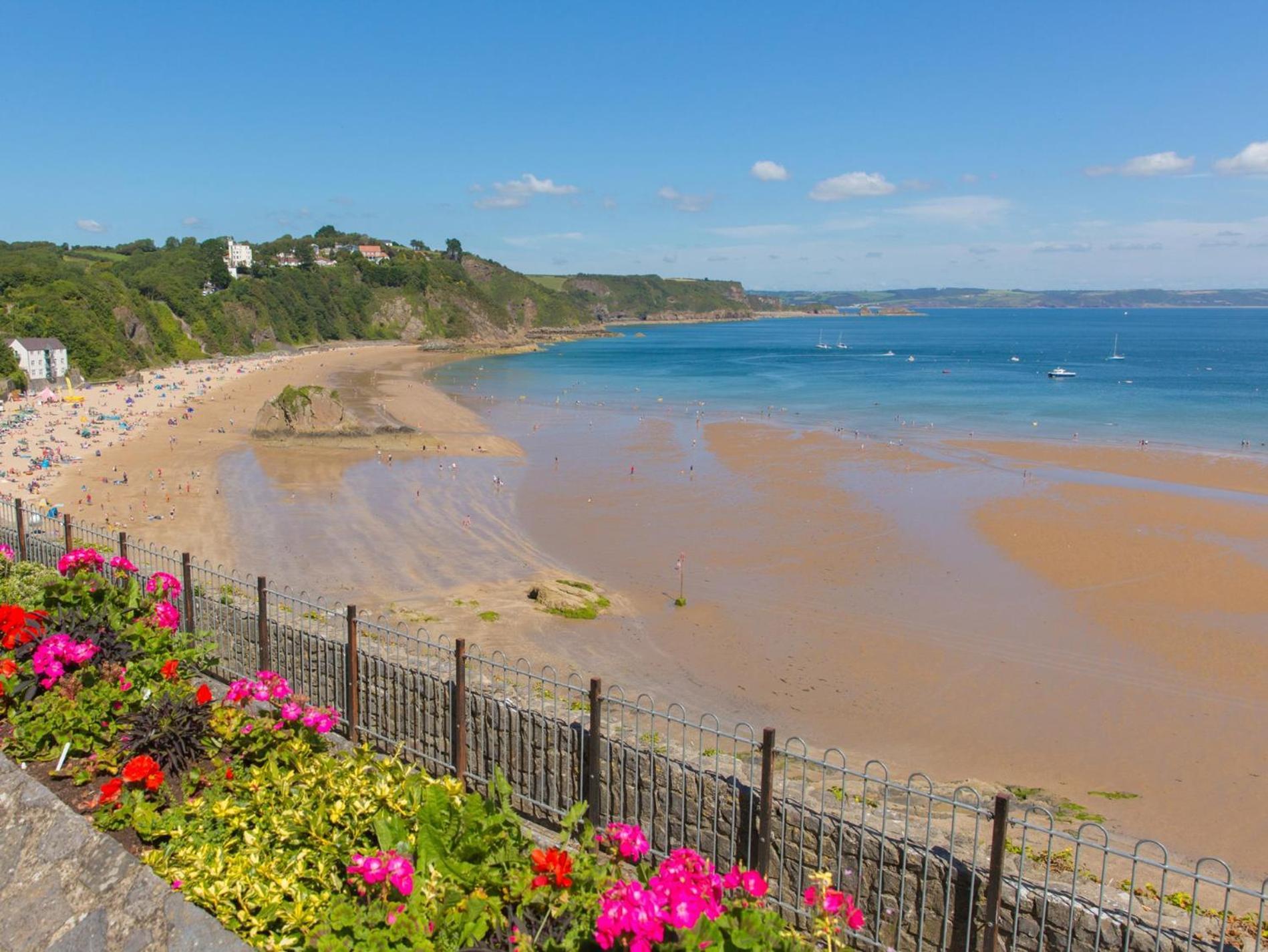 2 Bed In 86854 Holiday home *