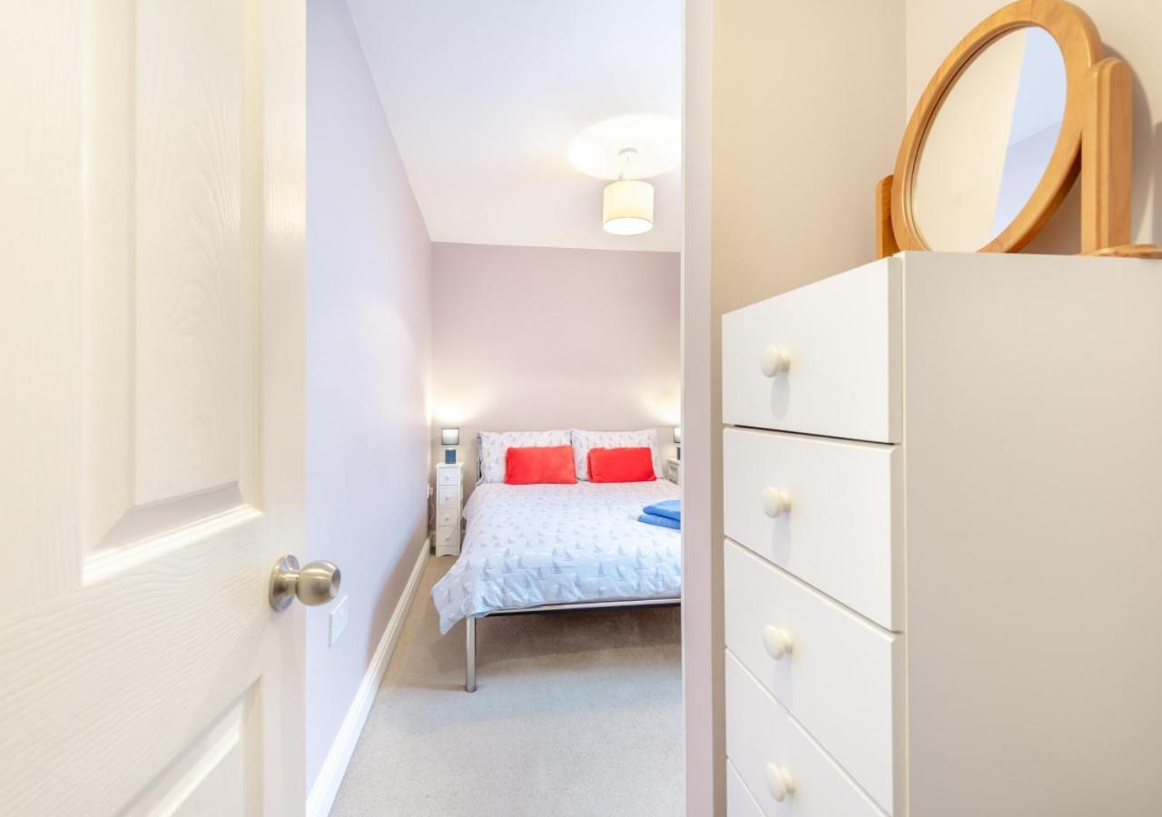 Cheriton Apartment