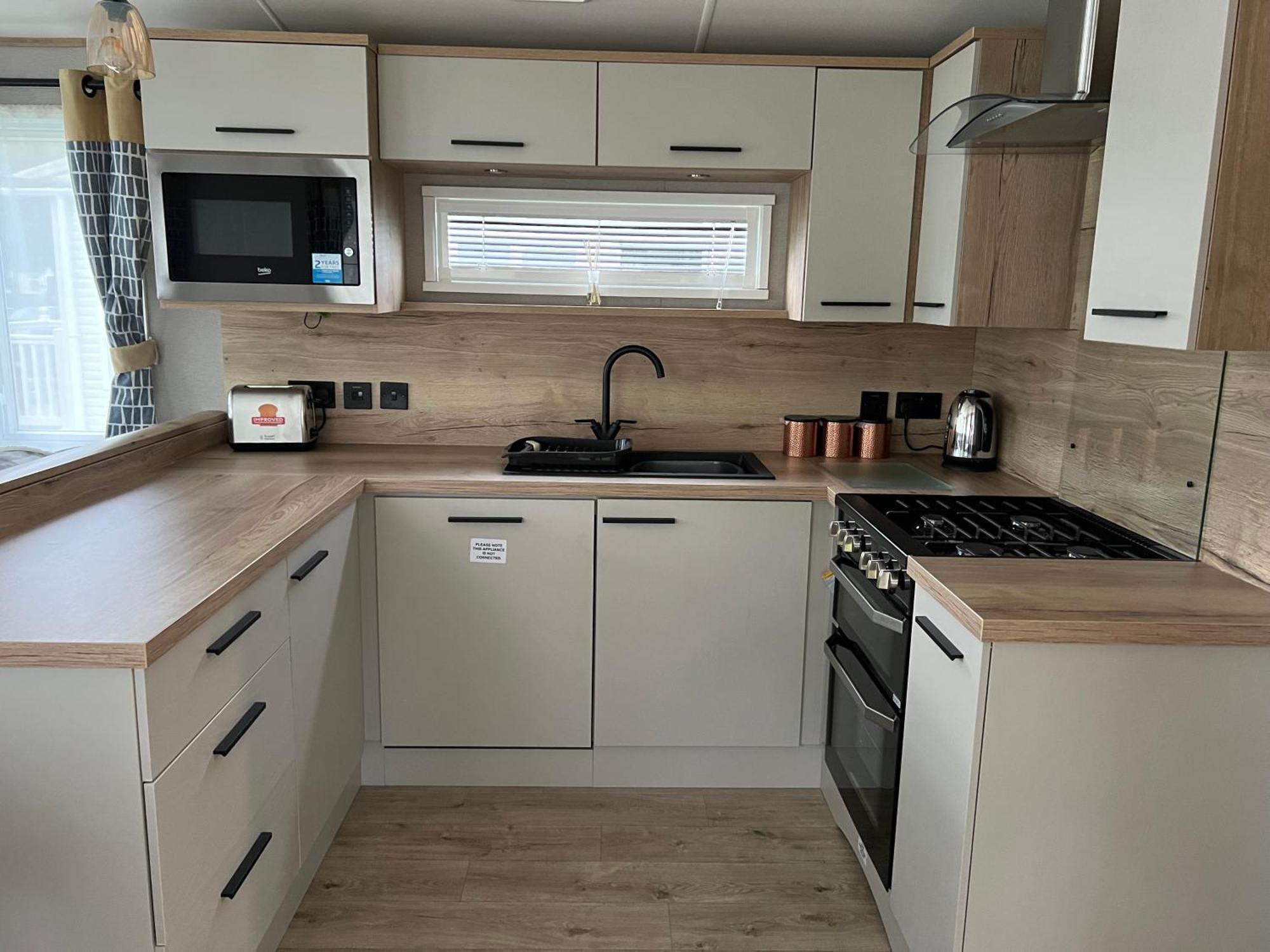 Ramsey 7 Caravan Kiln Park