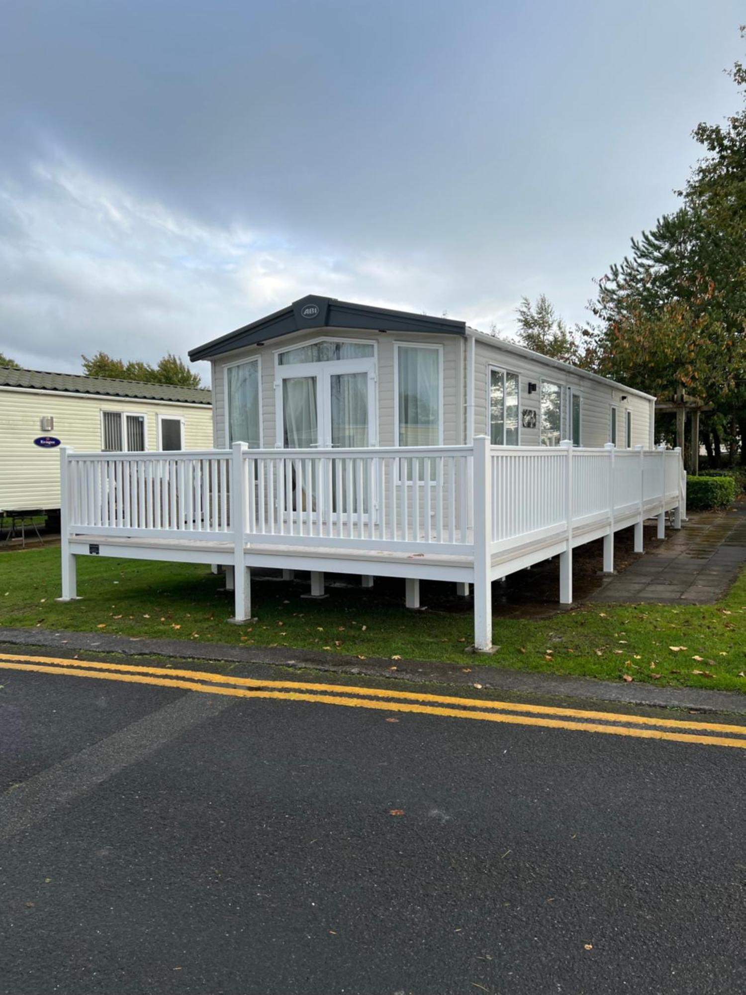 Ramsey 7 Caravan Kiln Park Tenby