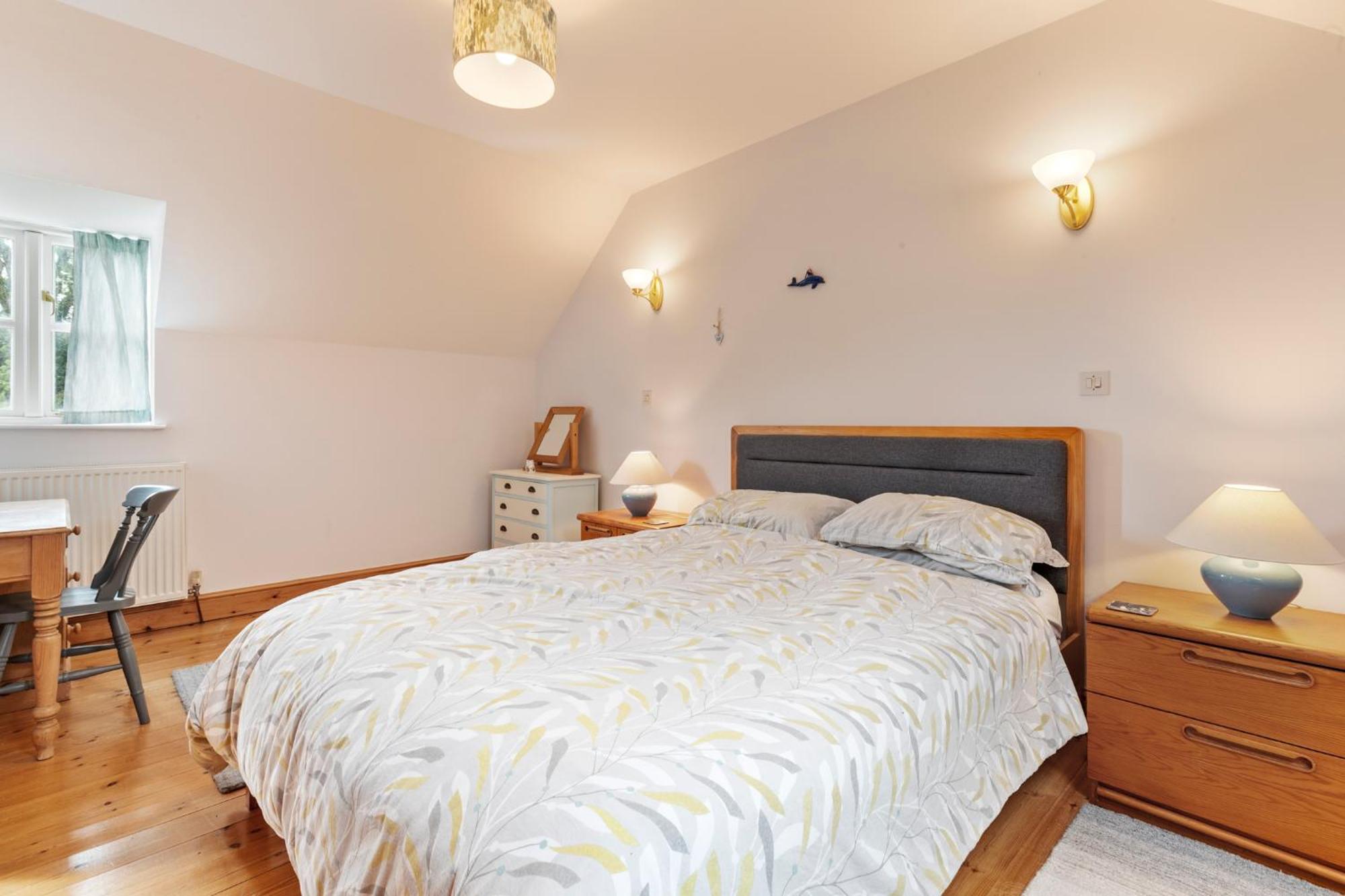 Two Hoots - Peaceful Rural Views Holiday home *
