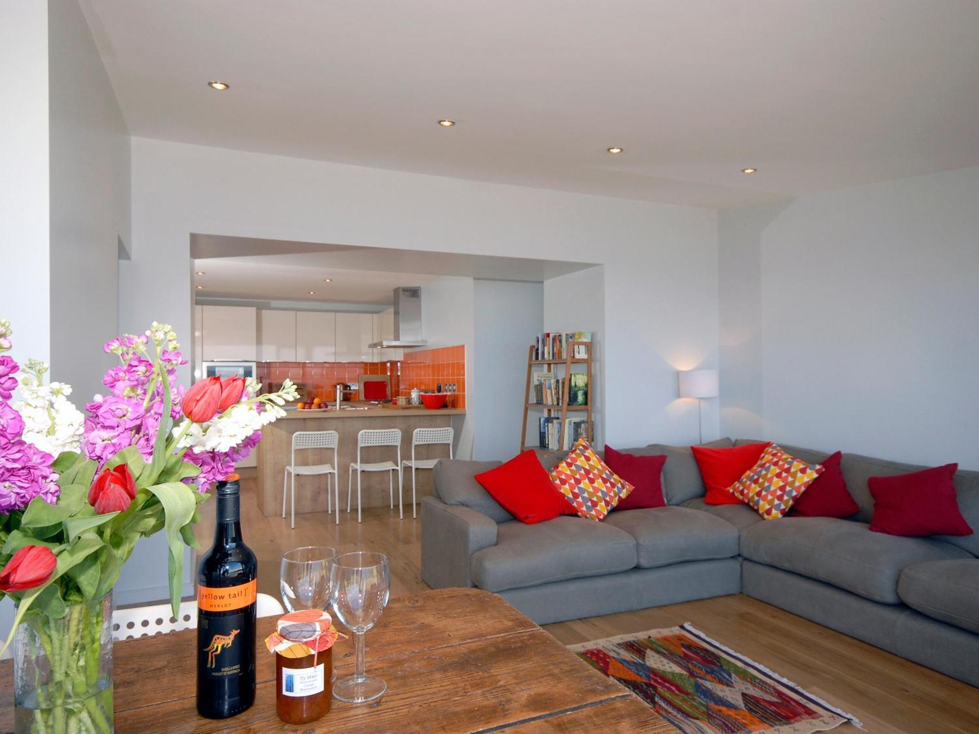 Holiday home Ty Mair