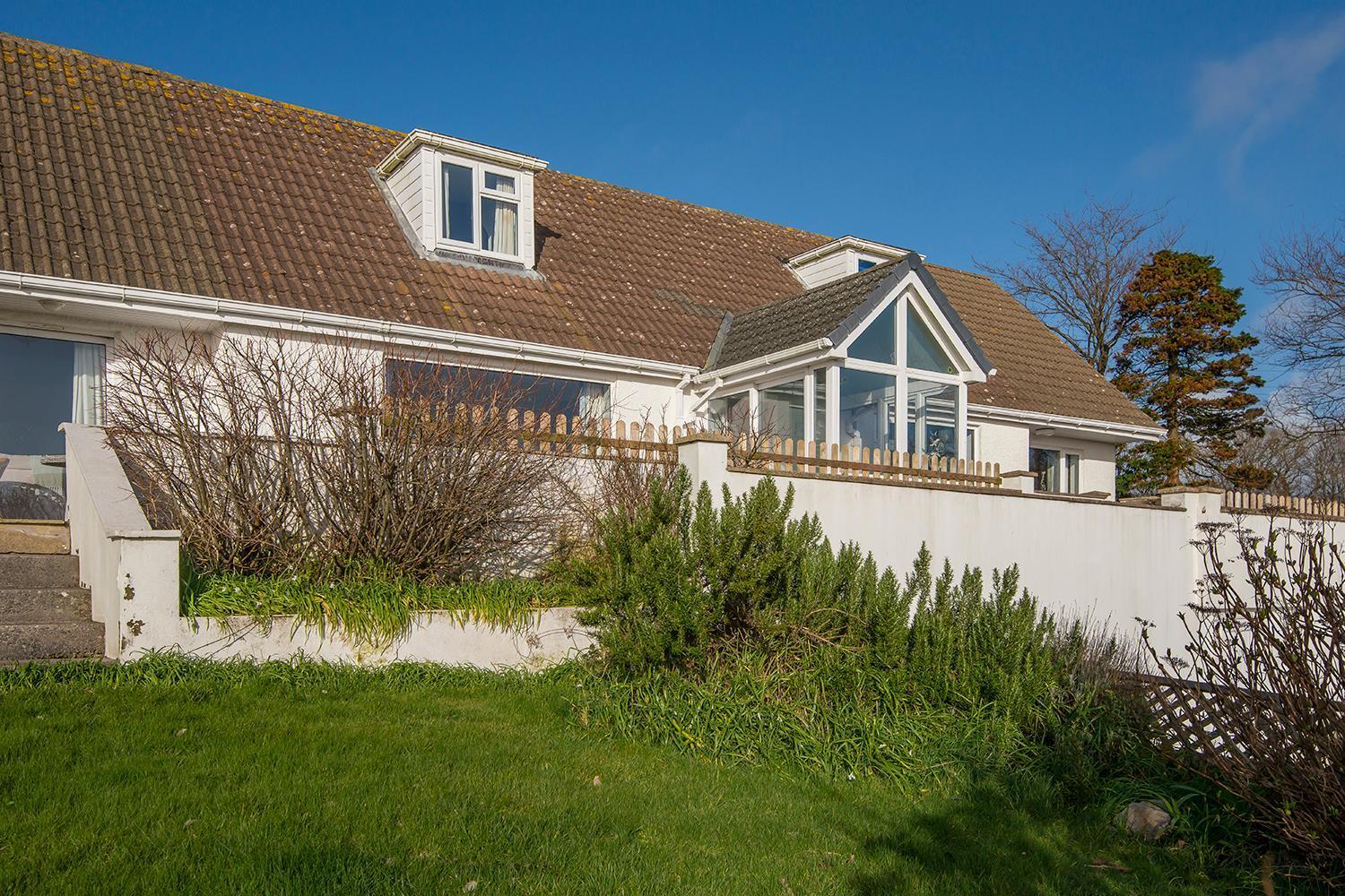 Holiday home Ty Gwyn
