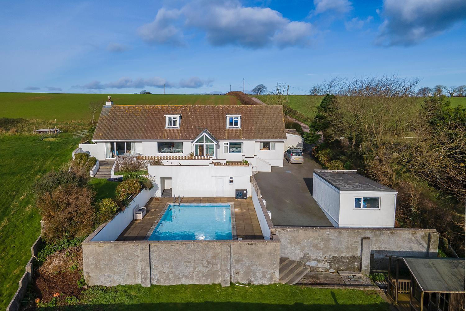 Holiday home Ty Gwyn