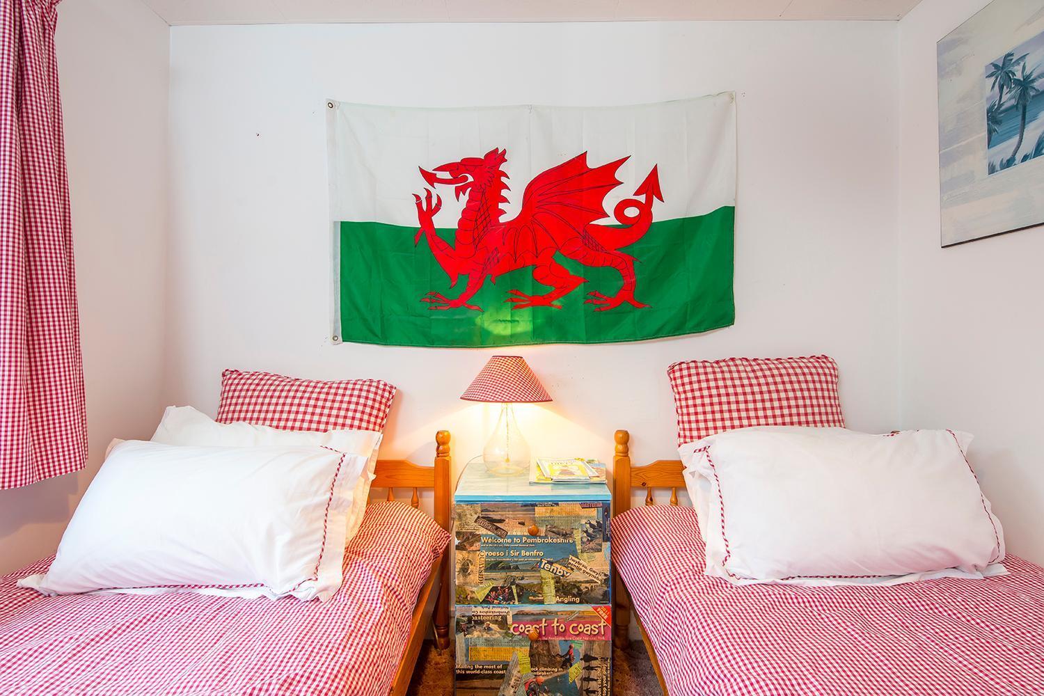 Holiday home Ty Gwyn