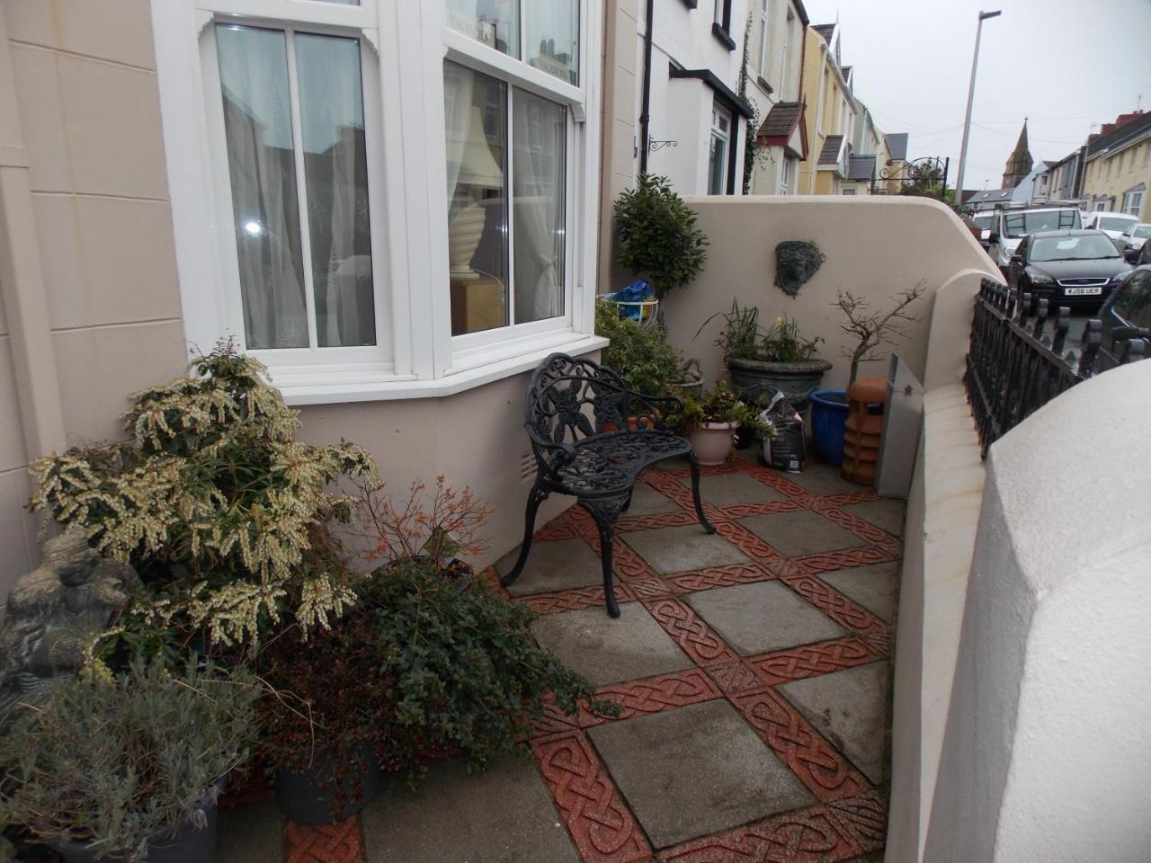 Ivy Bank Guest house Tenby