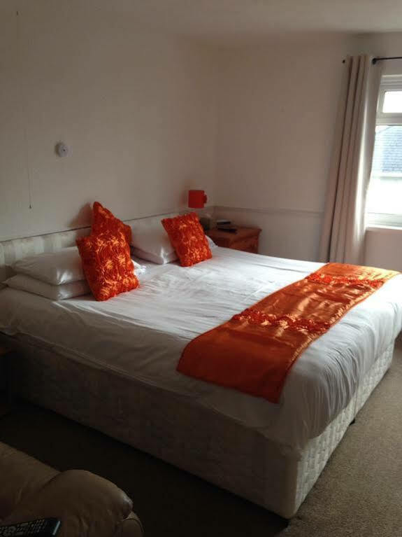Guest house Court 3*