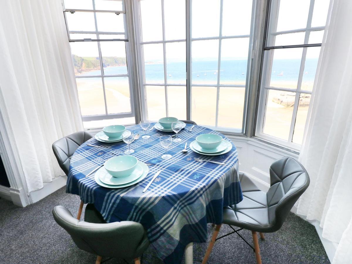 3 Apartment *