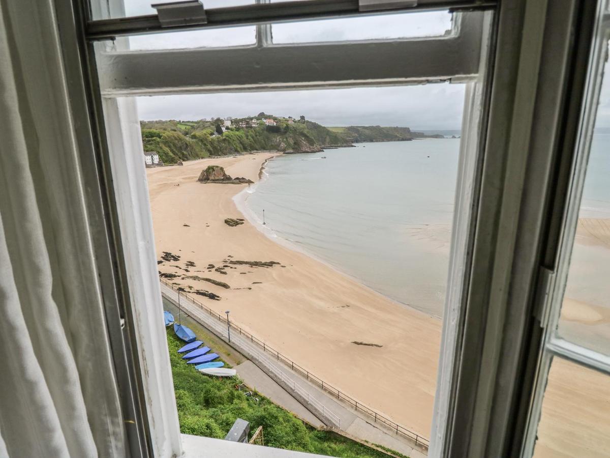 3 Apartment Tenby