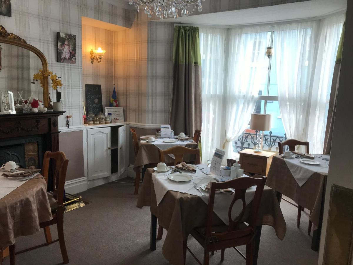 Ivy Bank 4* Tenby