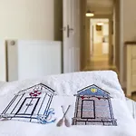 The Sail - 2 Bedroom Apartment - Tenby