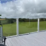 Field View - 3 Bedroom Holiday Home - Saint Florence