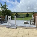 Field View - 3 Bedroom Holiday Home - Saint Florence