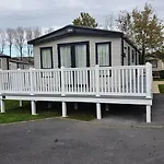 Platinum Static Caravan Hire Kiln Park Tenby