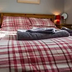 Roselea Cottage - 3 Bedroom Holiday Home - Carew