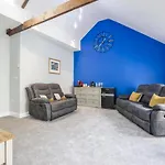 To Mawr - 2 Bedroom Apartment - Tenby