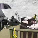 Cwtch Cottage Tenby