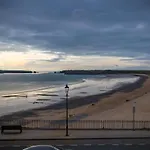 3 South Beach Court - Cosy Seafront Apartment