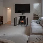West Jordanston Farm Cottage - 4 Bedroom Cottage - St Florence