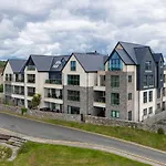 Apartment 10 Waterstone House - Luxury Apartment With Sea Views