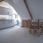 The Nest - 1 Bedroom Apartment - Tenby