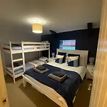 Sands Reach, Dog Friendly Tenby House