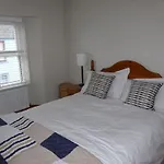 Seasalt Cottage - Modernised Traditional Cottage, Sleeps 5,Short Walk To Beaches, Town, Amenities