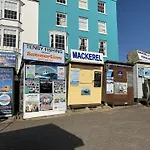 Seasalt Cottage - Modernised Traditional Cottage, Sleeps 5,Short Walk To Beaches, Town, Amenities